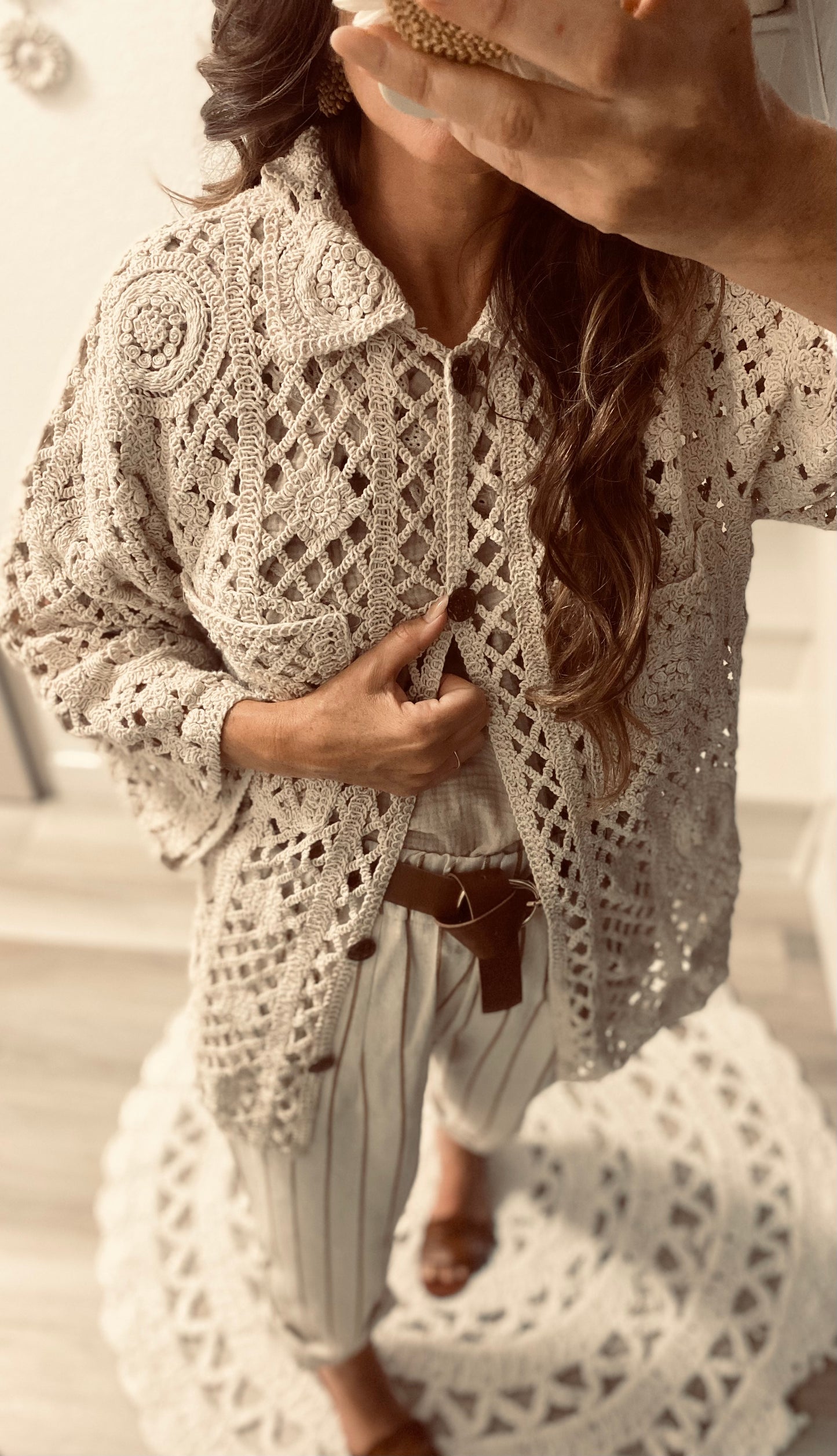 Veste en crochet beige